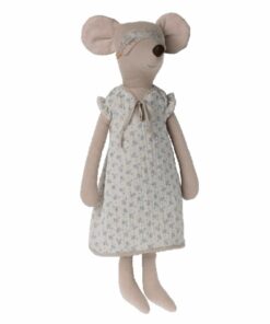 Maxi Mouse in a Nightgown